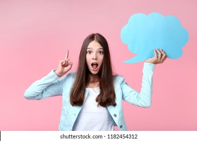 2,761 Children holding speech bubbles Images, Stock Photos & Vectors ...