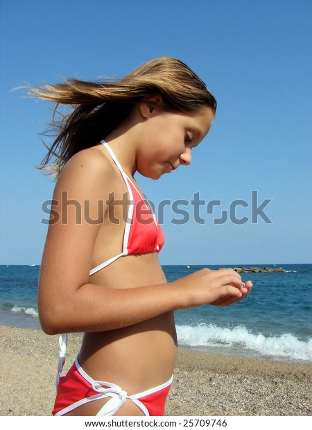 Teen Young Girl Beach Nude