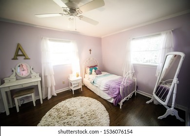 Clean Teenage Bedroom Images Stock Photos Vectors