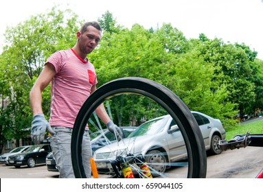 66 Put spoke wheels Images, Stock Photos & Vectors | Shutterstock