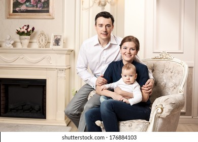 https://image.shutterstock.com/image-photo/young-happy-family-baby-indoors-260nw-176884103.jpg