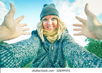 Young Happy Woman Meeting Her Boyfriend Outdoors - Personal Point Of View Of Man Hands Embracing Smiling Woman - Love Concept With Girlfriend Dating Her Guy - Vintage Bright Desaturated Filtered Look