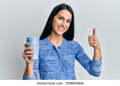 619,750 Woman holding a drink Images, Stock Photos & Vectors | Shutterstock