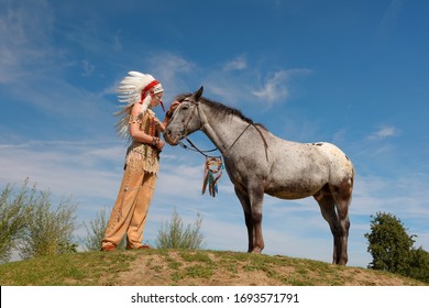 4,144 Apache girl Images, Stock Photos & Vectors | Shutterstock