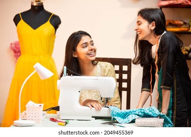 305 Indian women talking to each other Images, Stock Photos & Vectors ...