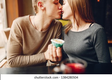 Adskilt dating