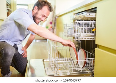 4,338 Dishwasher Man Images, Stock Photos & Vectors | Shutterstock