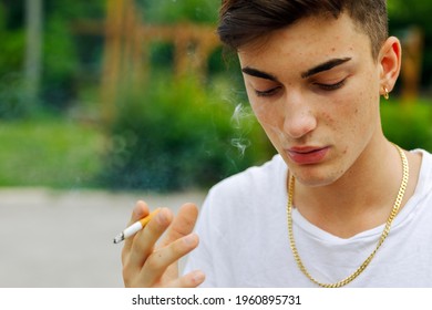 715 Chain Smoker Images, Stock Photos & Vectors | Shutterstock