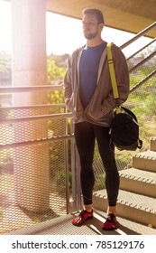 Young man, preparing to run.