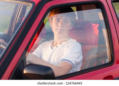 5,922 Teen drivers Images, Stock Photos & Vectors | Shutterstock