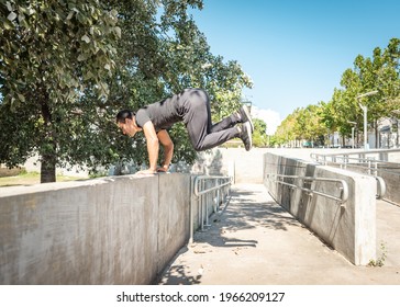 パルクール 男性 の画像 写真素材 ベクター画像 Shutterstock
