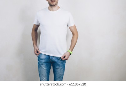 White Shirt Blue Jeans Images Stock Photos Vectors Shutterstock