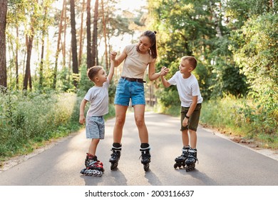 Young Mother Her Children Rollerblading Summer Stock Photo 2003116637 ...