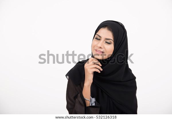 Young Muslim Girl Wearing Traditional Dress Stock Photo 532126318 ...