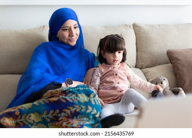 66 Parents Islamic Cartoon Stock Photos, Images & Photography | Shutterstock