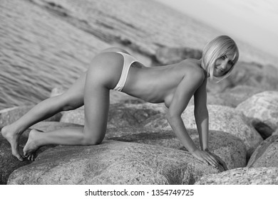 Naked Athletic Girl