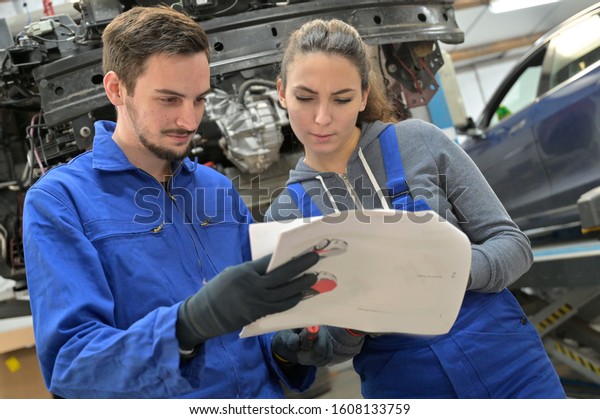 Young people in car\
industry training 