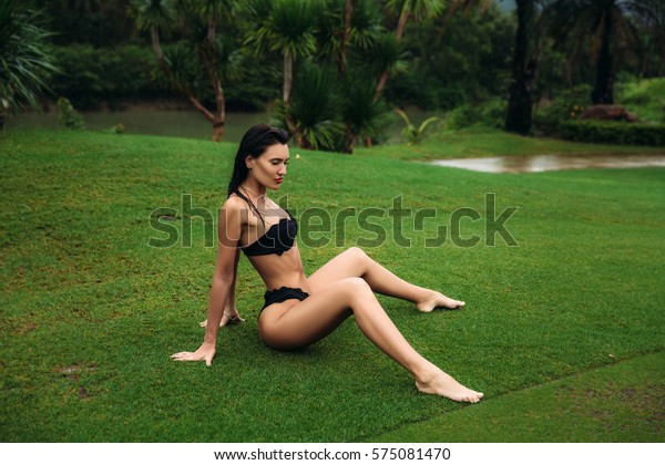 Young Sexy Beautiful Brunette Fitness Girl Stock Photo Edit Now 575081470