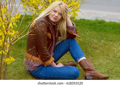 Pretty Girl Grass Stock Photo Edit Now 153789458 Shutterstock