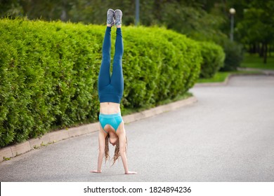 23,758 Handstanding Images, Stock Photos & Vectors | Shutterstock