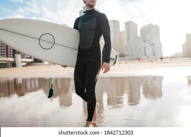 ウェットスーツ の画像 写真素材 ベクター画像 Shutterstock
