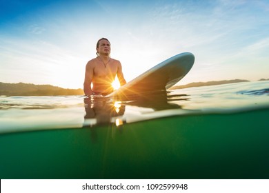 6,617 Surfer Sitting Images, Stock Photos & Vectors 