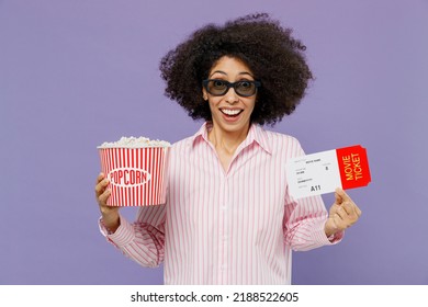 Young Surprised Amazed Shocked Woman In 3d Glasses Watch Movie Film Hold Bucket Of Popcorn Ticket Isolated On Pastel Plain Light Purple Background Studio. People Emotions In Cinema Lifestyle Concept