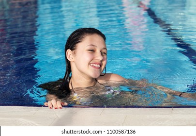 2,384 Teen bikini pool Images, Stock Photos & Vectors | Shutterstock