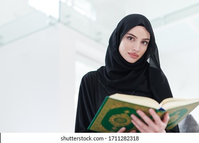 14,275 Women Quran Images, Stock Photos & Vectors | Shutterstock