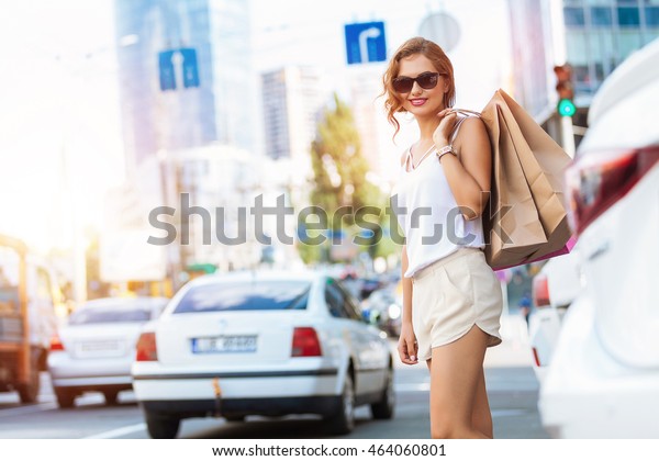 Young woman out shopping
in the city.