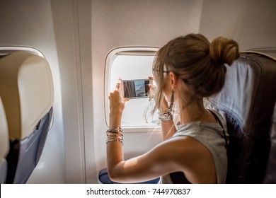 5,007 Girl inside plane Images, Stock Photos & Vectors |Shutterstock