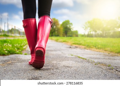 rain boots for walking