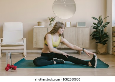 Femalefit Images, Stock Photos & Vectors | Shutterstock