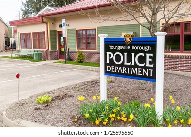 Youngsville, Pennsylvania, USA 5/2/20 The Youngsville Police Department Sign In Front Of The Station In Warren County. A Small Town Rural Department