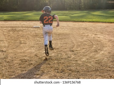 Youth Baseball Runner