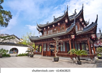 Yu Yuan Garden In Shanghai, China