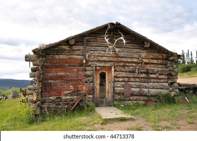 Trappers Cabin Images Stock Photos Vectors Shutterstock