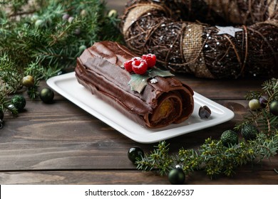  Yule log cake, Christmas buche de Noel                             