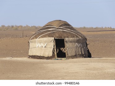 Yurt In Kyzyl Kum Desert, Uzbekistan