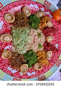 Yusheng, yee sang or yuu sahng, or Prosperity Toss, also known as lo sahng is a Cantonese-style raw fish salad. It usually consists of strips of raw fish (sometimes salmon), mixed with shredded vegies