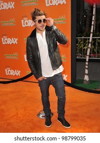 Zac Efron At The World Premiere Of His New Animated Movie 