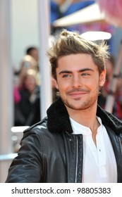 Zac Efron At The World Premiere Of His New Animated Movie 