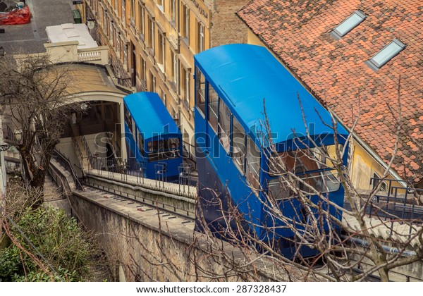 ZAGREB, CROATIA - 12 MARCH 2015: The old Zagreb\
funicular that brings passengers from the Lower to the Upper part\
of Zagreb every ten\
minutes.