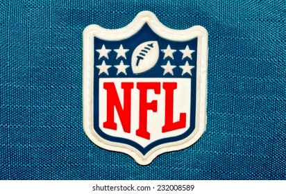 10,346 Nfl Images, Stock Photos & Vectors | Shutterstock