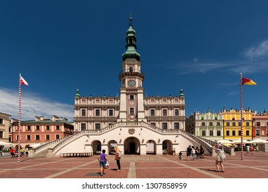 ZAMOSC, POLAND -  8 JUL: Daily Life In Zamosc On JUL 8, 2018. Town Hall At The Center Of The Old Town In Zamosc