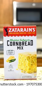 Zatarains Cornbread Mix For Illustrative Editoiral