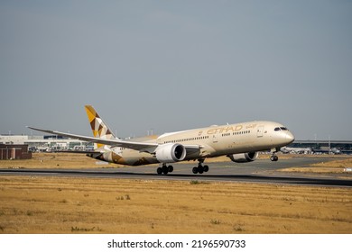 Zaventem, Belgium 01-09-2022: Planes Fly To Another Destination