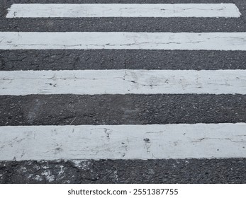 Zebra crossline pattern for pedestrian