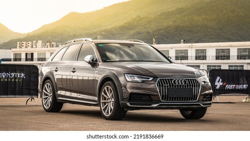 Zhuhai, China- August 16,2022: A Black Audi SUV Is Parked In Courtyard