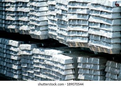 Zinc Ingot In Warehouse